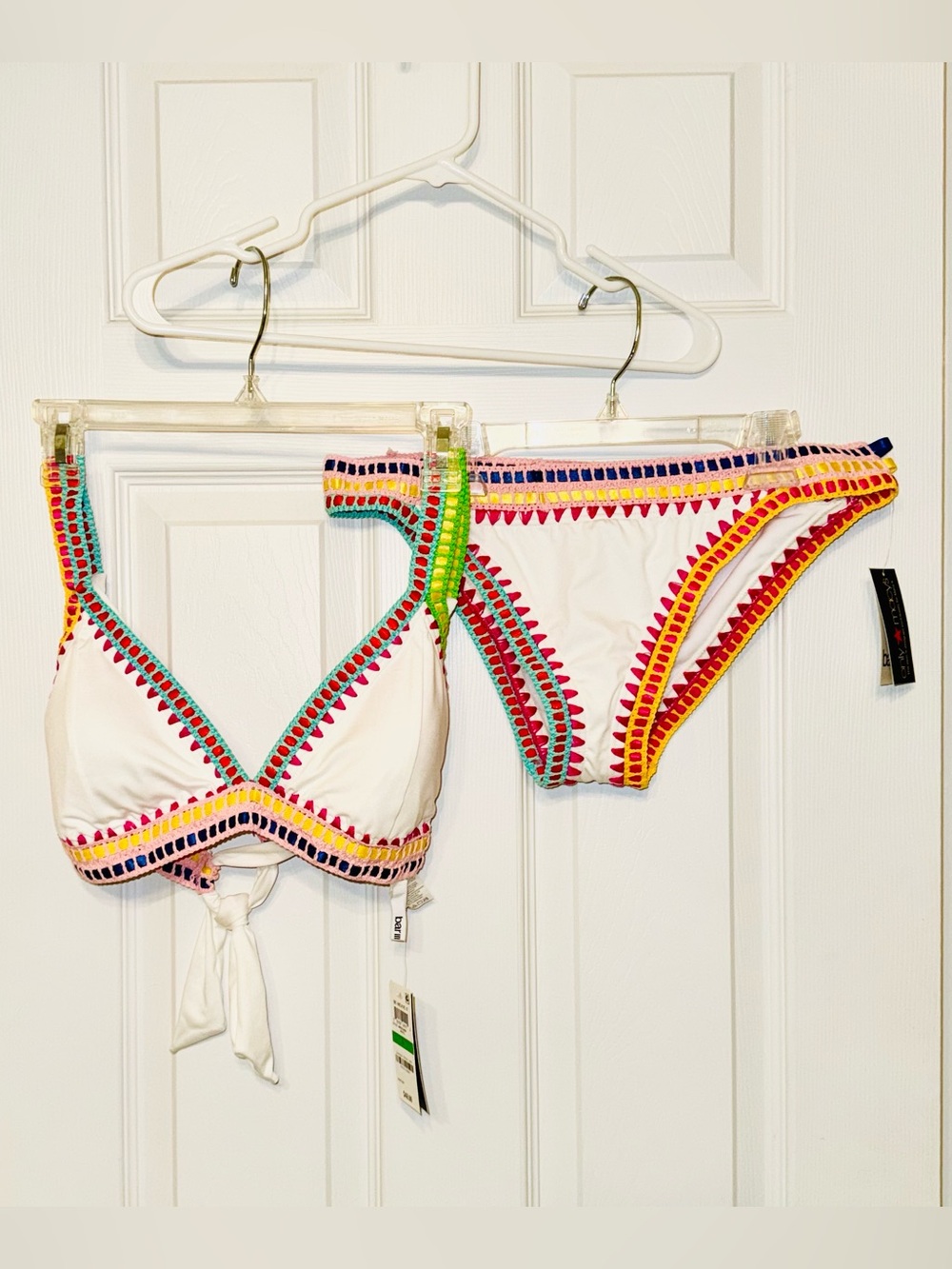 Bar III Be-Weave It NWT White Multicolor Crochet Trim 2-Piece Bikini Swimsuit L